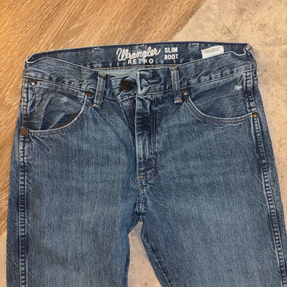 Wrangler Retro Slim Boot Blue Jeans NWOT - Picture 2 of 4